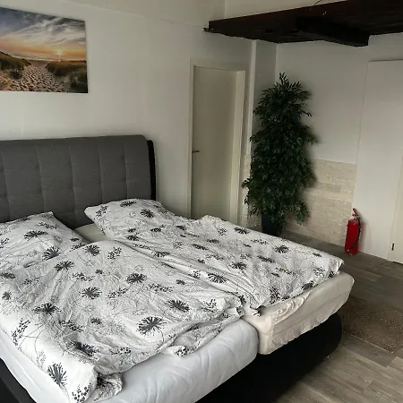 Piets Ferienwohnung Apartman *